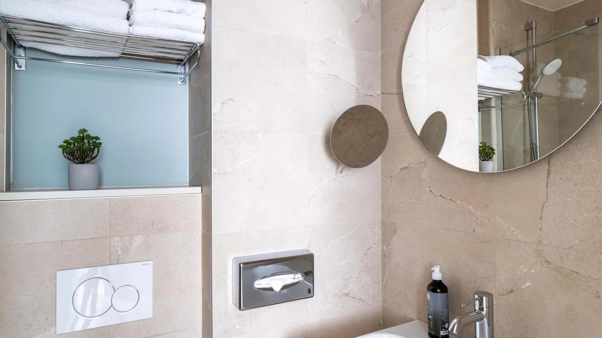Hotel Acadia - Astotel Paris